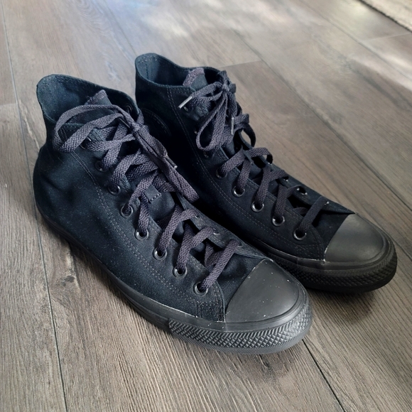 Black Converse All Star High Top Sneakers | size Men's 10.5 Women's 12.5